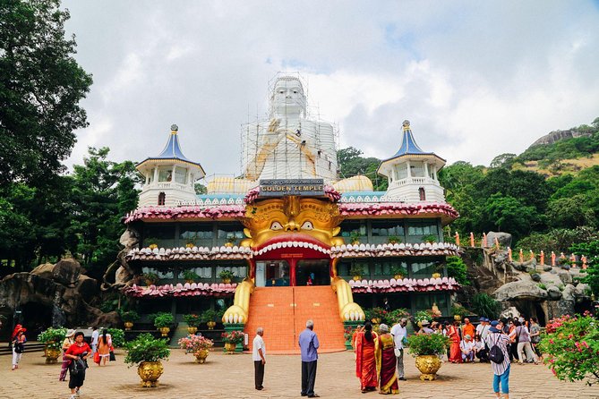 Sigiriya Rock and Dambulla Cave All Inclusive Private Day Trip - Lunch after the climb