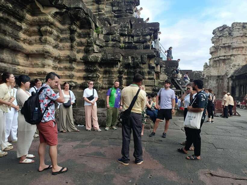 Small-Group Full Day Angkor wat Guide tour with Sun set - Key points to know before booking