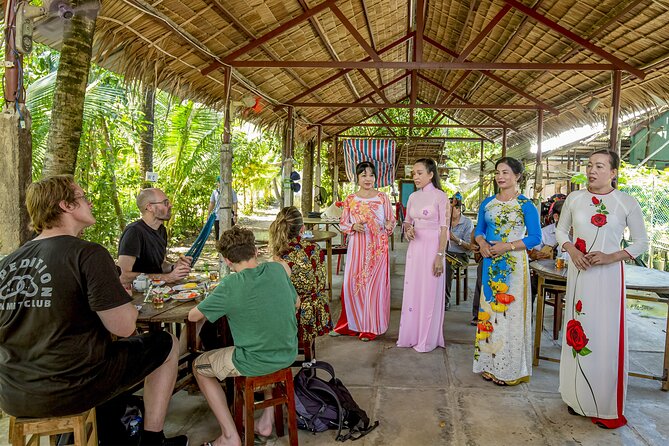 Small-Group Mekong Delta Day Trip: Boat Ride, Cottages & Pagoda - Lunch at Lang Xanh Ben Tre