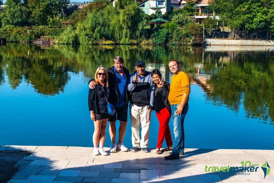 Small Group Tour to Mogosoaia Palace & Snagov Monastery - What the guide adds to the experience