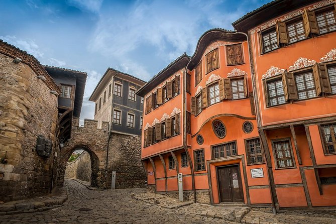 Small group tour to Plovdiv, Asen's Fortress and Bachkovo Monastery - Lunch and the cost of a packed schedule