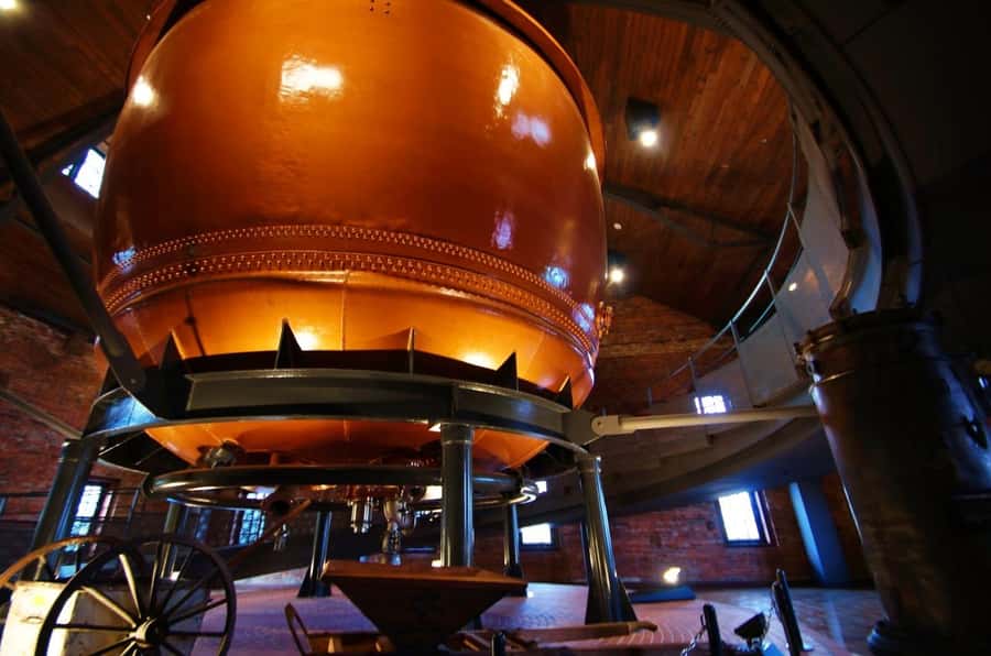 Sopporo: Hokkaido Shrine and Atama Daibutsu Full-Day Tour - The Sapporo Beer Museum closes the sightseeing loop