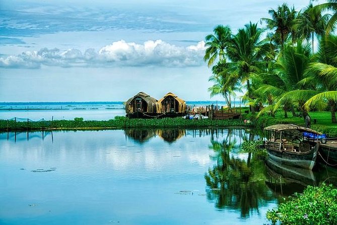 South India Tour- Temple Architecture and Backwaters - Pondicherry mixes French streets with Tamil devotion
