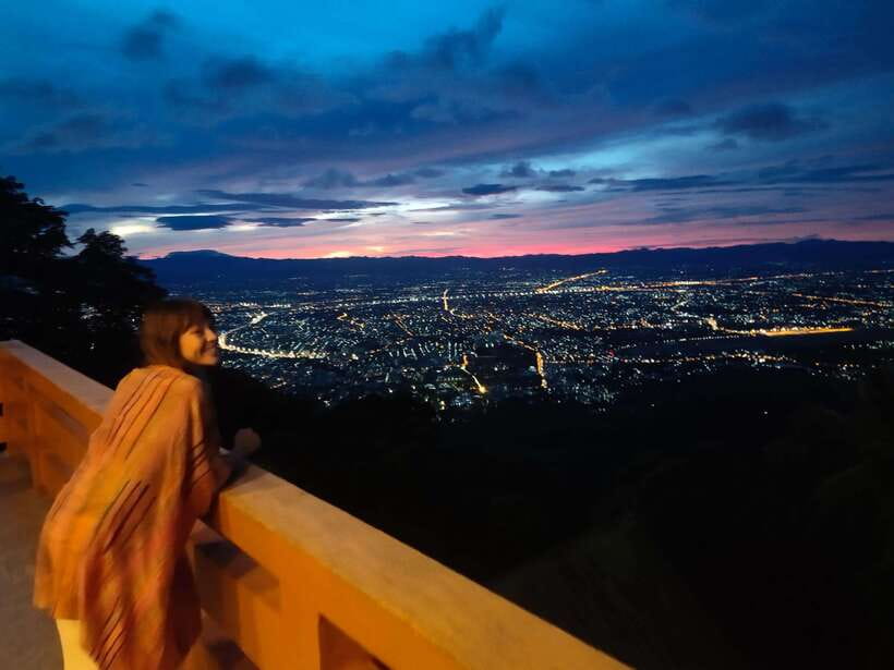 Spiritual Sunrise Wat Doi Suthep, Pha Lat, Alms & Meditation - Arriving at Wat Phra That Doi Suthep