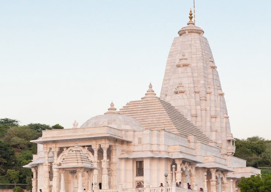Spiritual Trails of Hyderabad (2 Hours Guided Temples Tour) - ISKCON Hyderabad: finish with another Hindu tradition