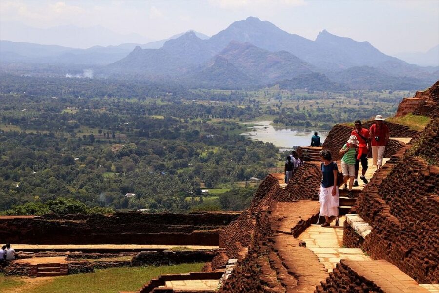 Sri Lanka Bentota: Day Trip to Sigiriya and Dambulla Temple - What Minneriya means for the schedule