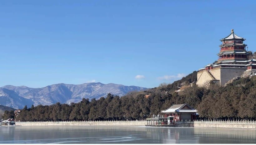 Summer Palace, Hutongs and Temple of Heaven Tour - Walking the hutongs around Houhai and Yandai Byway
