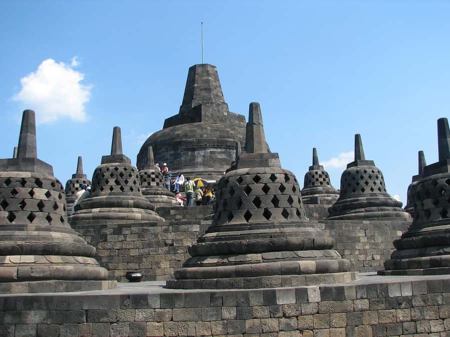 Sunrise at Punthuk Setumbu, Borobudur Temple, Mendut & Pawon - Why this Java morning works well