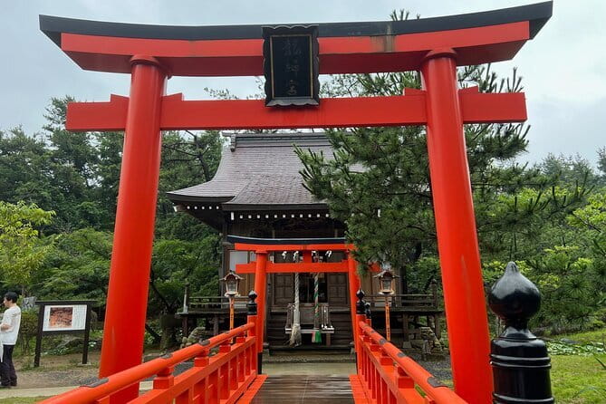 Takayama Inari Shrine Tour with Private Transportation - Private transport is the real advantage