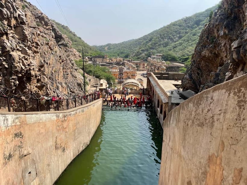 Temple tour of Jaipur with ropeway ride - Key points at a glance