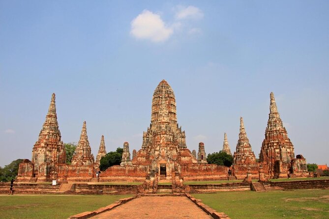 Temples of Ayutthaya Day Tour from Bangkok - Wat Chaiwatthanaram and the river-facing ruins