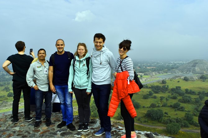 Teotihuacan, Shrine of Guadalupe & Tlatelolco Day Tour - The local liquor tasting and lunch decision