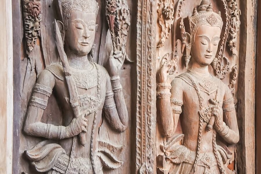 The Old Siam: Ayutthaya Temples Small Group Tour with Lunch - Dress, heat, and practical comfort