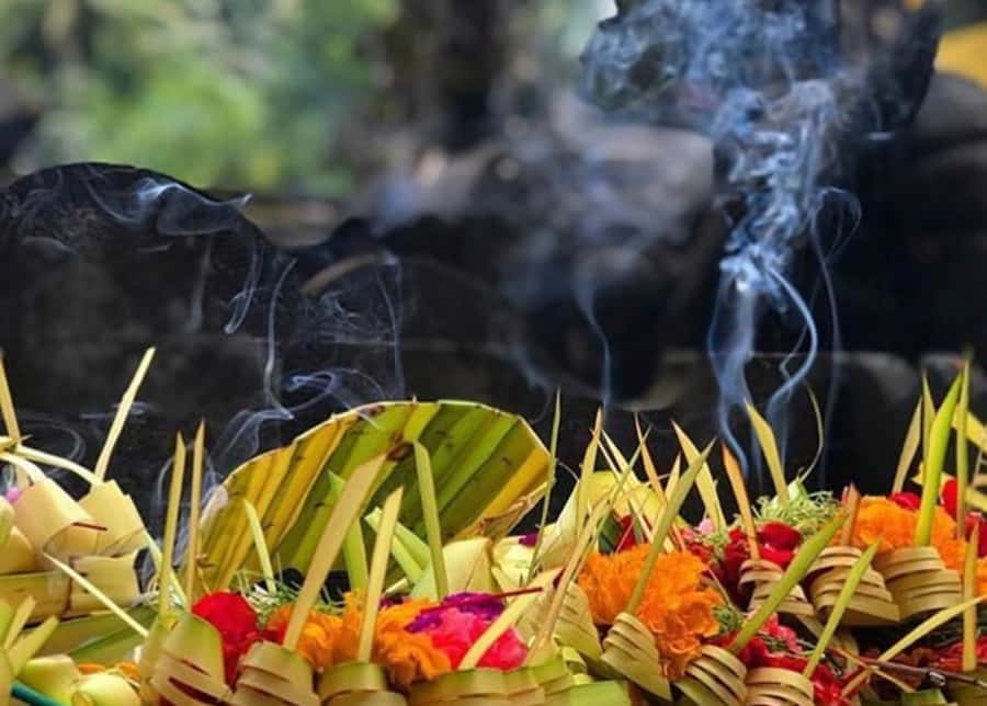 Tirta Empul: Temple Tour with Optional Spiritual Cleansing - The three mandalas, from outer space to sacred center