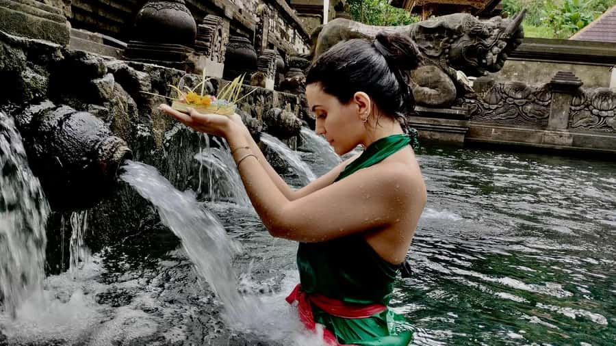Tirta Empul: Temple Tour with Optional Spiritual Cleansing - Entering through the Candi Bentar split gate