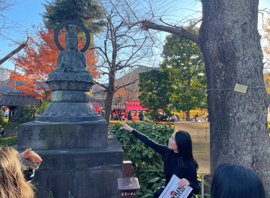 Tokyo: Asakusa Temple & Shrine Walking Tour with Local Guide - Guides, group size, and the feel of the walk