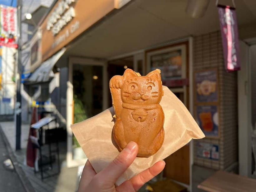 Tokyo: Gotokuji Culture Walk & Lucky Cat Temple Experience - Why Gotokuji Temple is linked with lucky cats