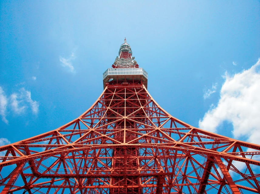 Tokyo: Imperial Palace, Sensō-ji Temple, & Tokyo Tower Tour - The Imperial Palace outer garden and Nijubashi Bridge