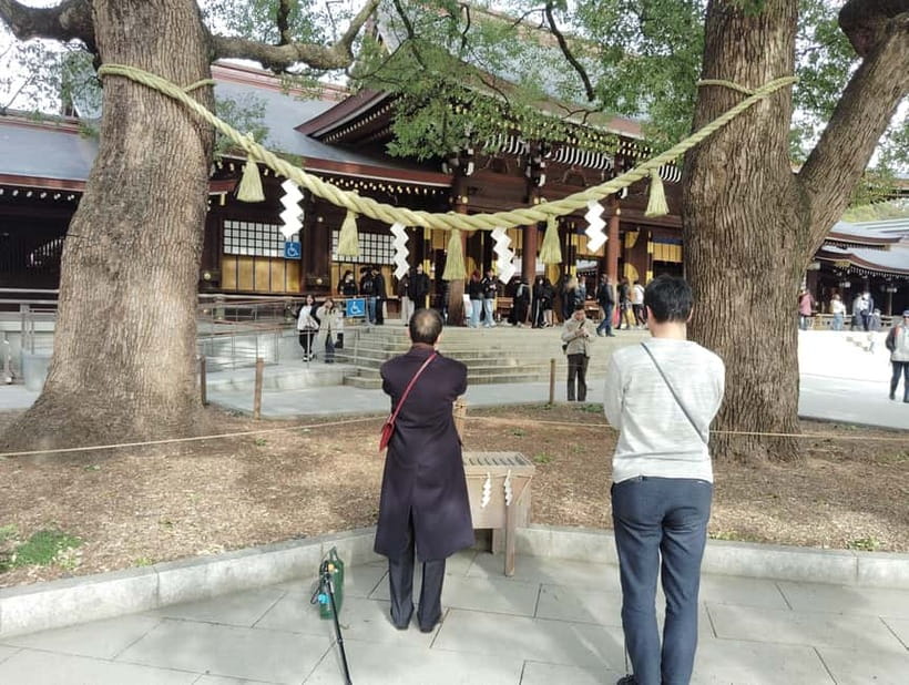 Tokyo: Meiji Jingu Shrine & Inner Garden Guided Tour (2h) - Key points to know before you go