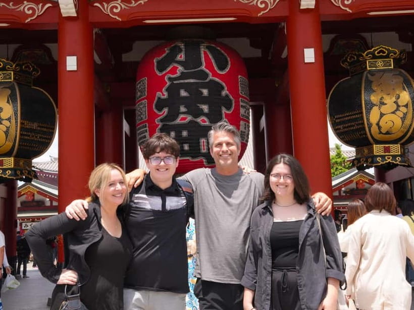 Tokyo Morning Tour: Meiji Shrine, Asakusa & Fish Market - Tsukiji Outer Market turns breakfast into a lesson