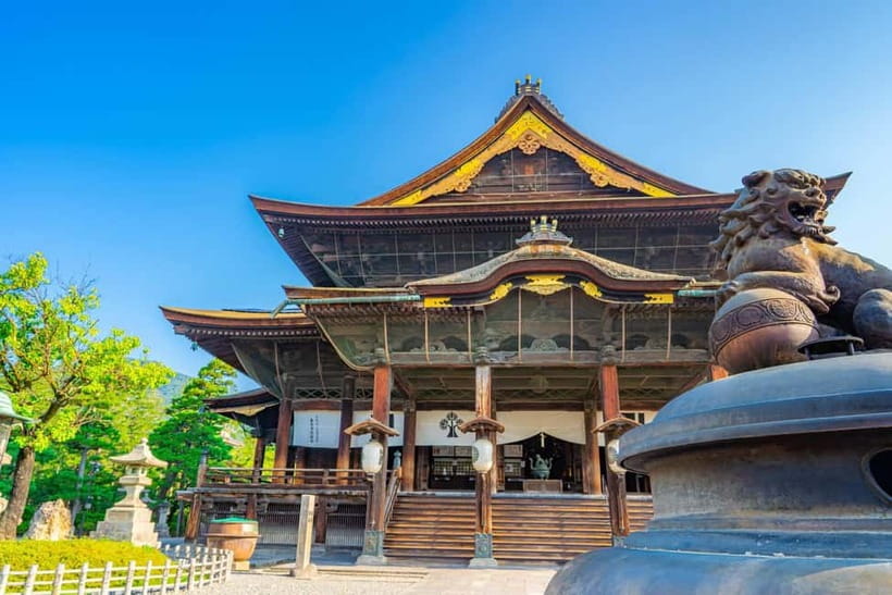 Tokyo: Nagano Snow Monkeys and Zenkoji Tour with Temples - Pickup points and the long-day reality