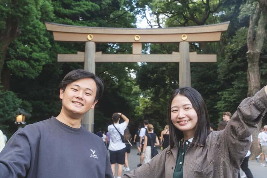 Tokyo: Private Meiji Shrine & Harajuku Highlights Tour - Starting at @cosme TOKYO