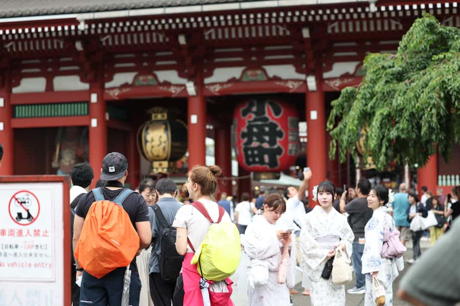 Tokyo: Sensoji Temple & Street Food: Private Tour with guide - Starting at Family Mart