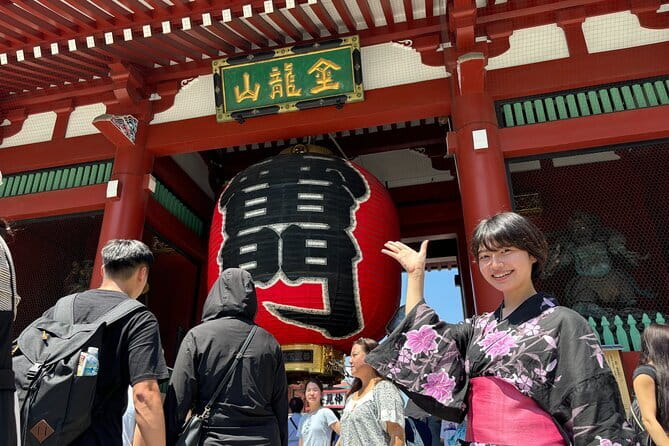 :Tokyo,Shibuya /Meiji Shrine tour in KIMONO/English-friendly - Who will enjoy this experience most?
