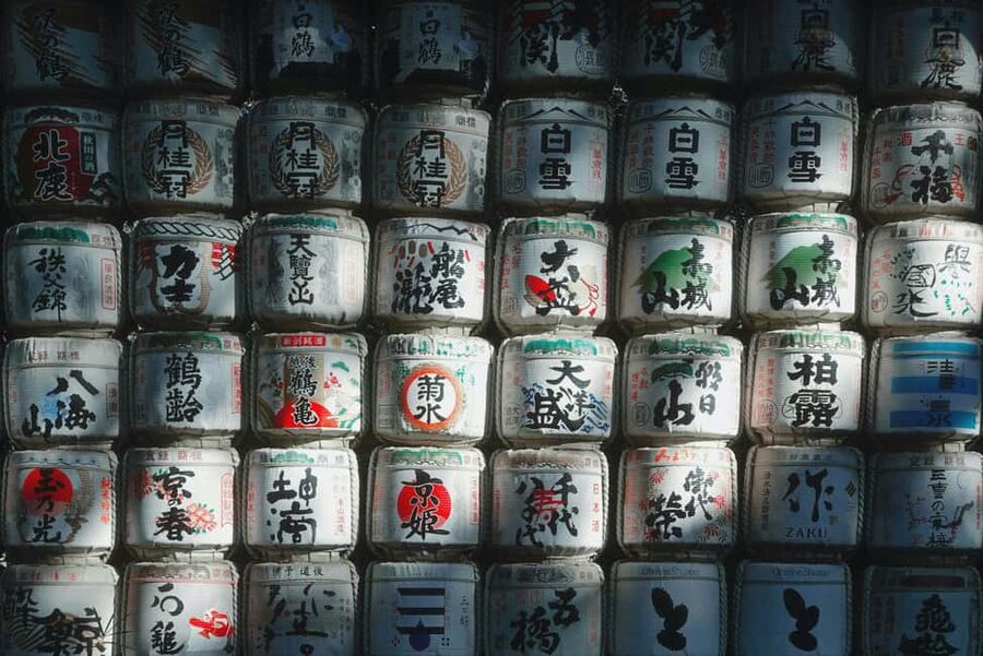 Tokyo: Shibuya Sky, Harajuku & Meiji Shrine Highlights Tour - Meiji Shrine brings the volume down