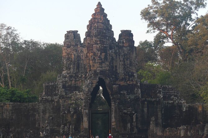 Two Days Angkor Wat Park-Beng Mealea and Kampong Phluk Village - Banteay Srei and the finest carved stone