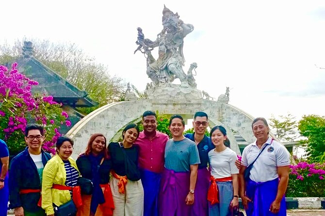 Uluwatu Temple Entry and Kecak Fire Dance Ticket - The guided route into the stadium