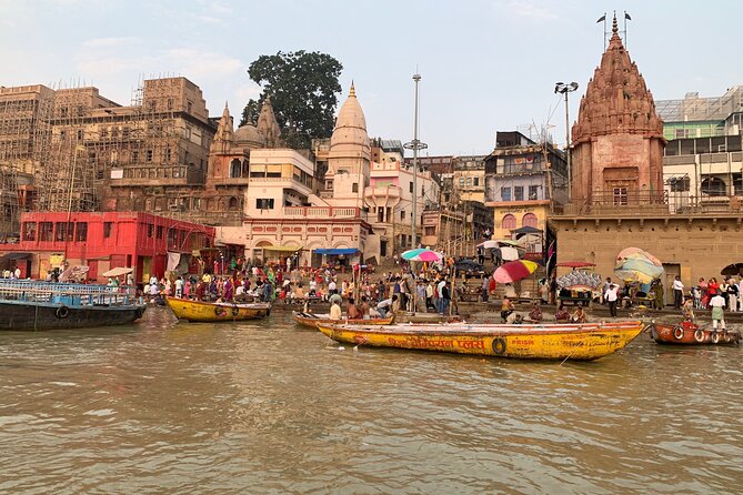 Varanasi Day Tour with Temples & Ganga Aarti – Dawn to Dusk - Banaras Hindu University and Three Distinct Temples