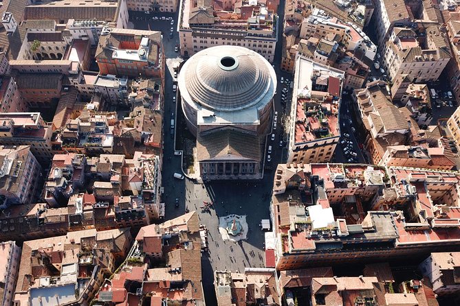Walking Guided Tour and Rome's Iconic Temple Pantheon Entrance - What this one-hour Rome experience actually includes