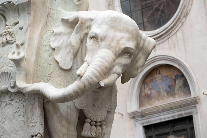 Walking Guided Tour and Rome's Iconic Temple Pantheon Entrance - Guides who can turn a short route into a good lesson