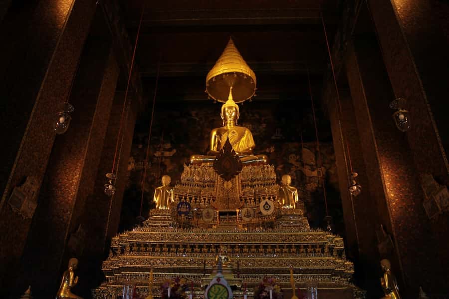 Wat Pho, Wat Arun and Wat Hong Rattanaram Private Tour - The private guide makes the difference