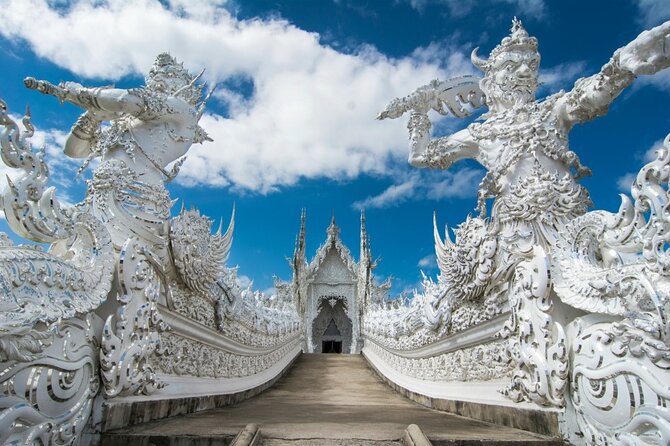 White, Red/Black and Blue Temples Full Day Trip From Chiang Mai - What this Chiang Rai day trip is really selling