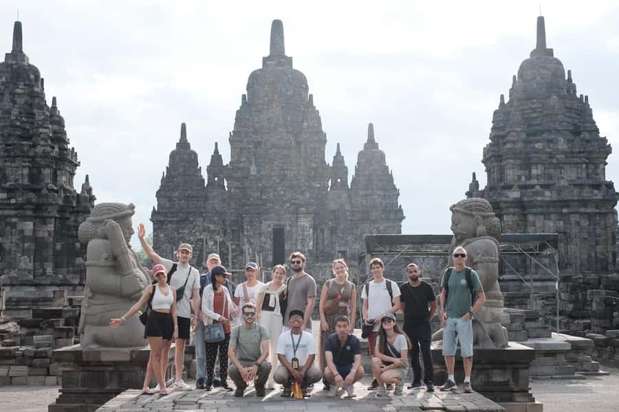 Yogyakarta: Borobudur and Prambanan Temples Guided Tour - What the $30 price really means