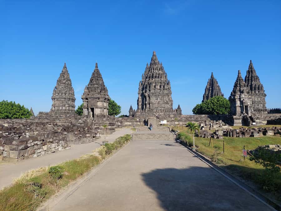 Yogyakarta: Prambanan Temple Morning Tour and Palace Tour - What you will see at Prambanan