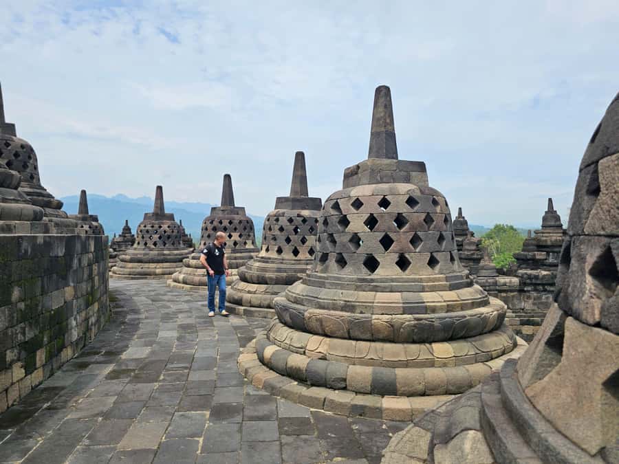 Yogyakarta; Sunrise from Borobudur Temple & Prambanan Guided - Should you book it?