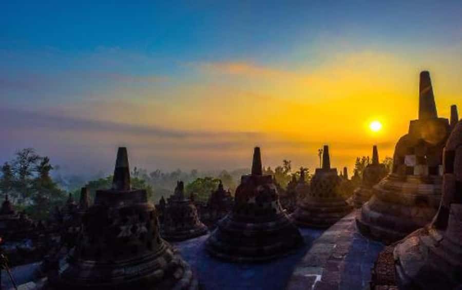 Yogyakarta; Sunrise from Borobudur Temple & Prambanan Guided - Exploring Borobudur before the crowds